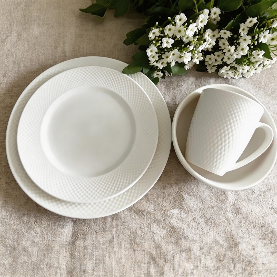 Harvit 16-Piece Embossed Minimalist Stoneware Dinner Set for Parties