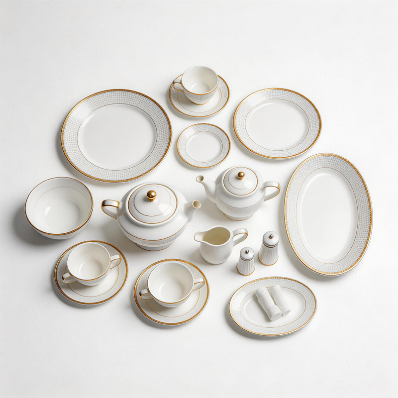 60-Piece European Classic Gold Rim Ceramic Dinnerware Plate Set White Porcelain for Home Hotel Banquet Dishwasher Microwave Safe