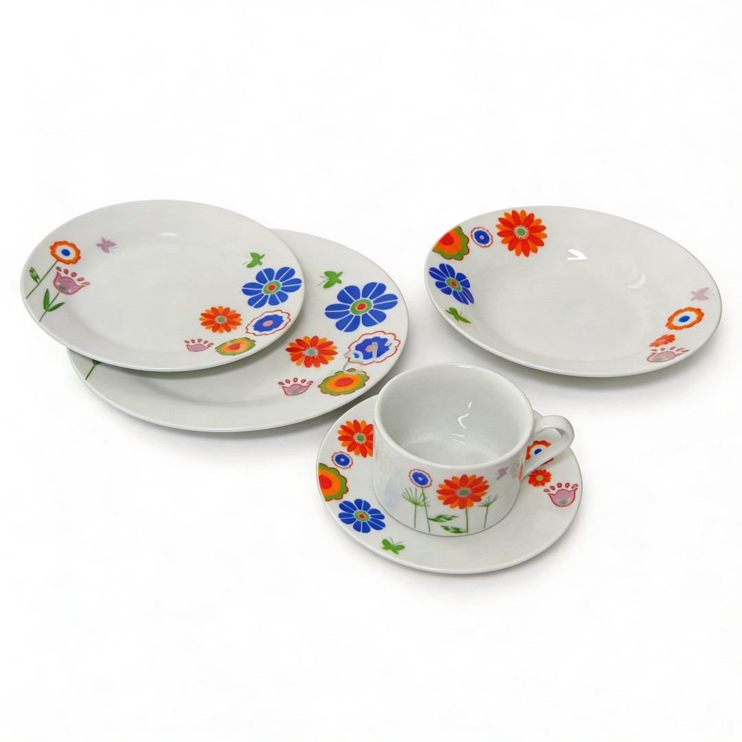 Harvit Italian Dinnerware 20-Piece Porcelain Tableware Set with Rose Flower Design for Party Use