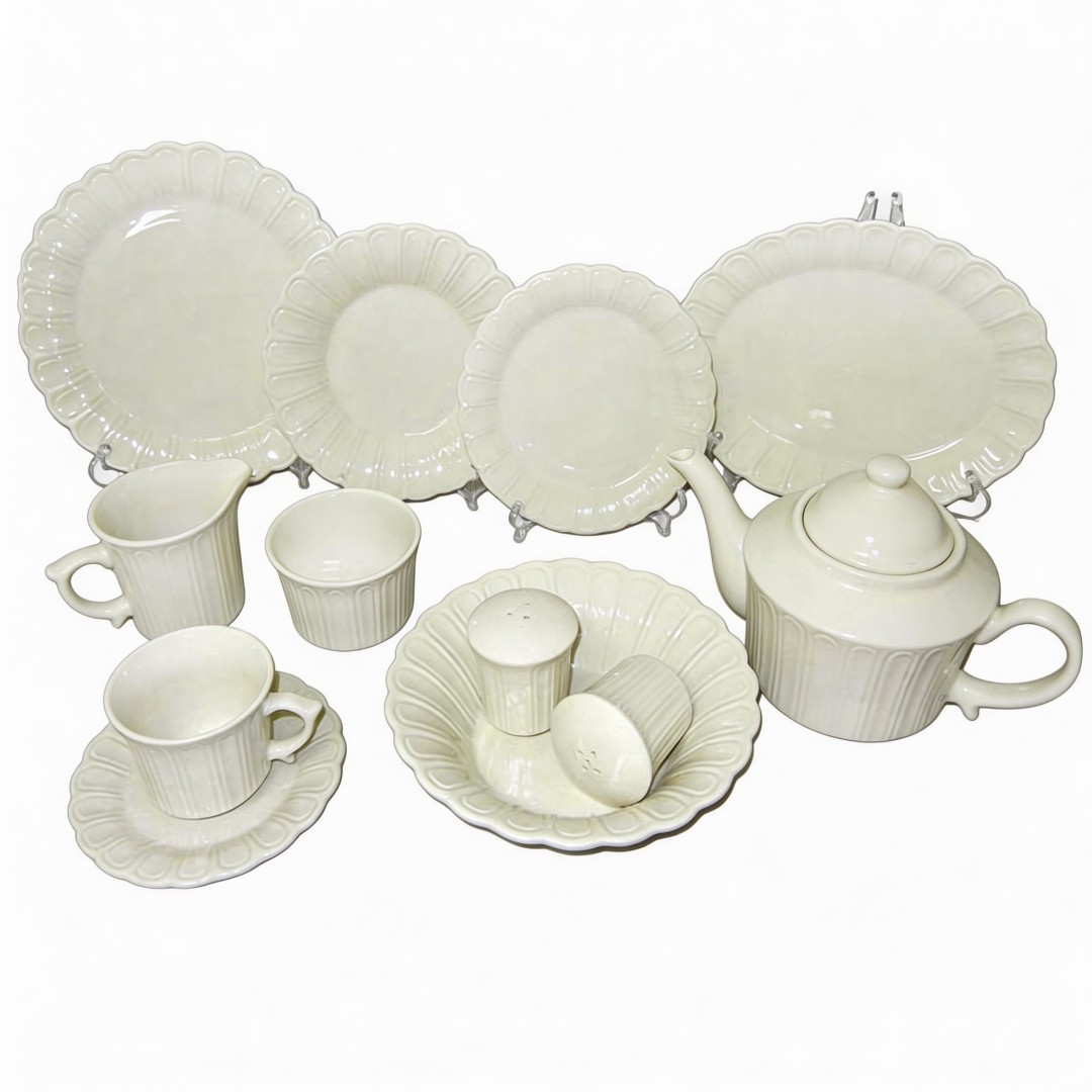 Cheap HARVIT HY113-CD002 Classic Dinnerware Sets 16-Piece Embossed Stoneware for Party Use Made in China
